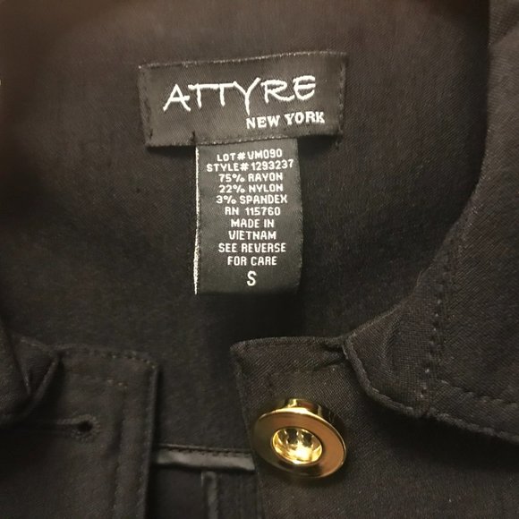 LADIES BLACK ATTYRE NEW YORK BLAZER JACKET TAPERED WITH GOLD BUTTONS SIZE SMALL - Picture 2 of 5